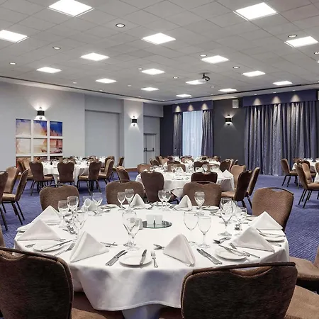 Novotel London Stansted Airport-2